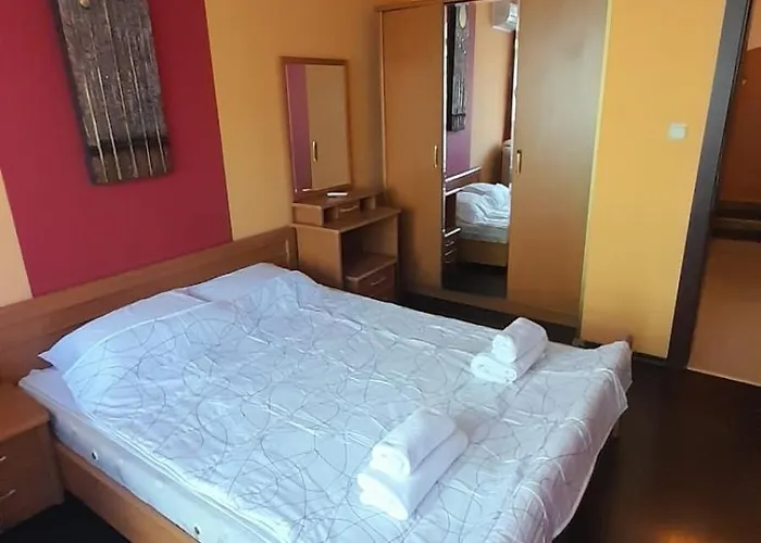 Apartmán 2 Gallery With Poolview